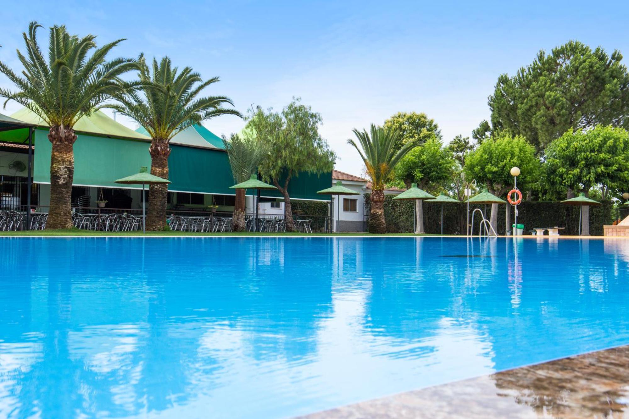 Camping Carlos III La Carlota Exteriér fotografie